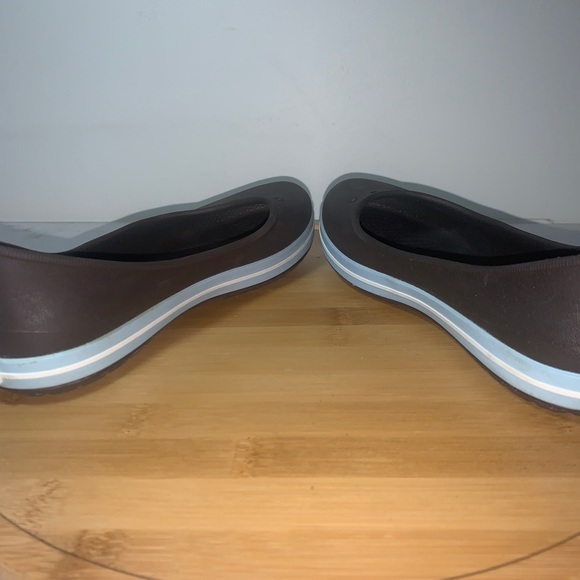 Crocs Crocband Ballet Flats Girls Size J2 Brown Light Blue White - Picture 4 of 7